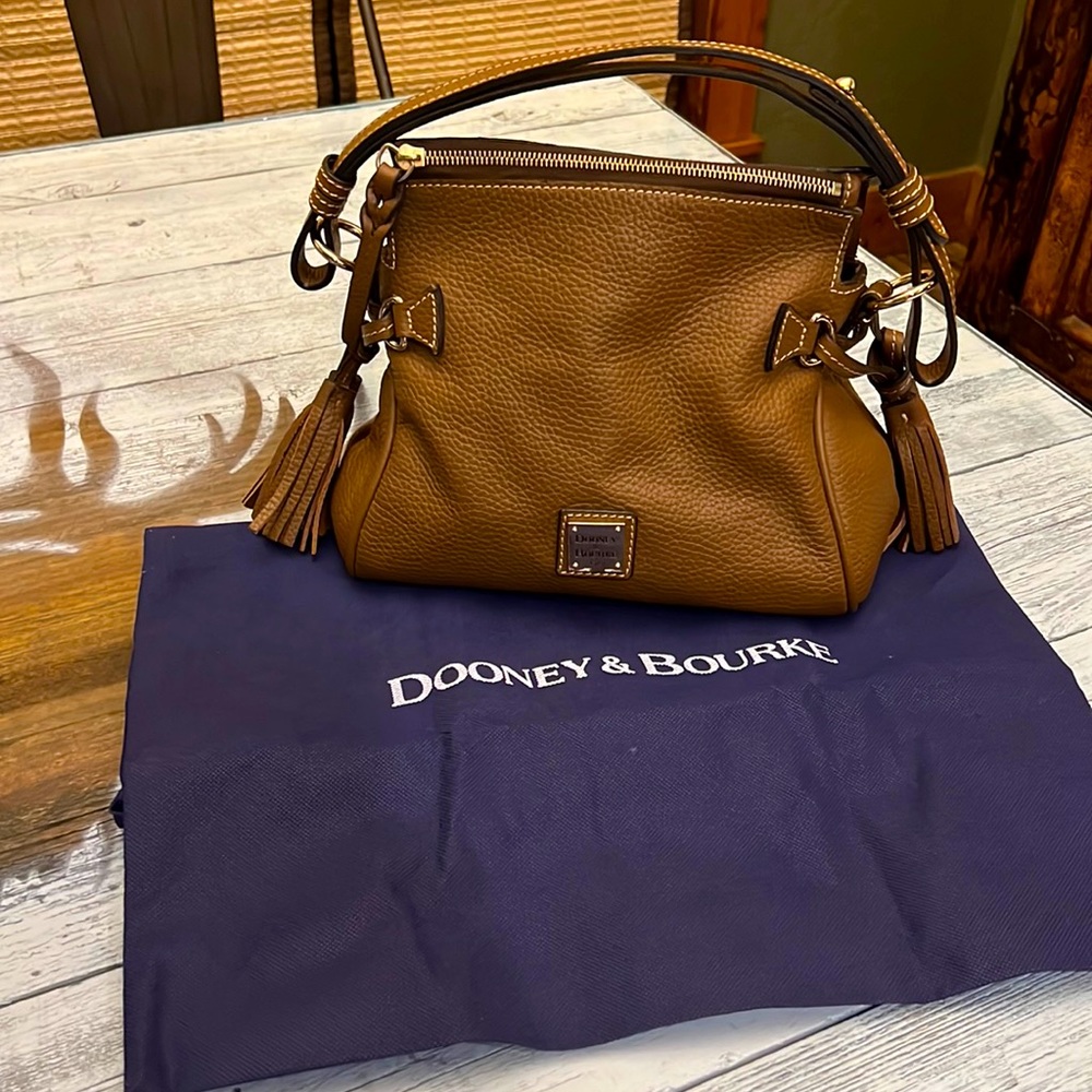 Dooney & Bourke